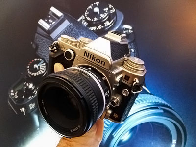 Beautiful silver Nikon Df with leatherette finishing or... 
