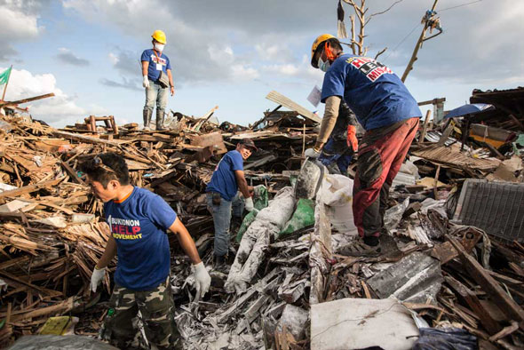 Typhoon Yolanda, Tacloban, Philippines | Lorenzo Moscia