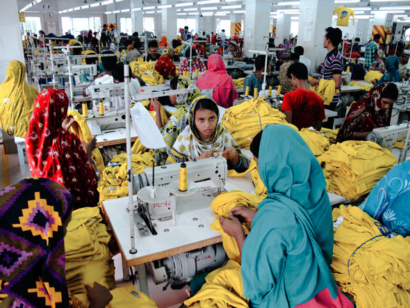 Bangladesh Garment Industry -- Canon G12 | Daniel Kestenholz