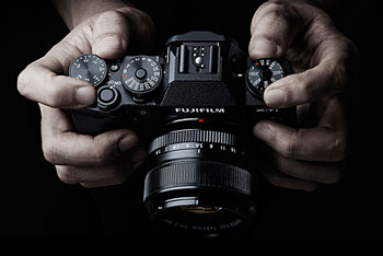 Looking perfect on paper... Fujifilm X-T1, the X series' new flagship.