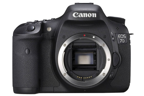 Save big time on the Canon EOS 7D, many specials to choose from.