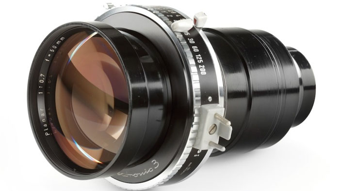 World's fastest lens: Carl Zeiss Planar 50mm F0.7